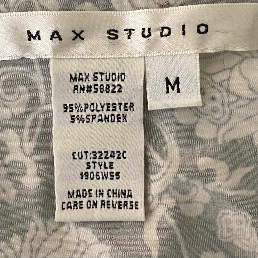 MAX STUDIO black & ivory surplice dress with shirred waist/sleeves. Medium. EUC - Picture 10 of 12
